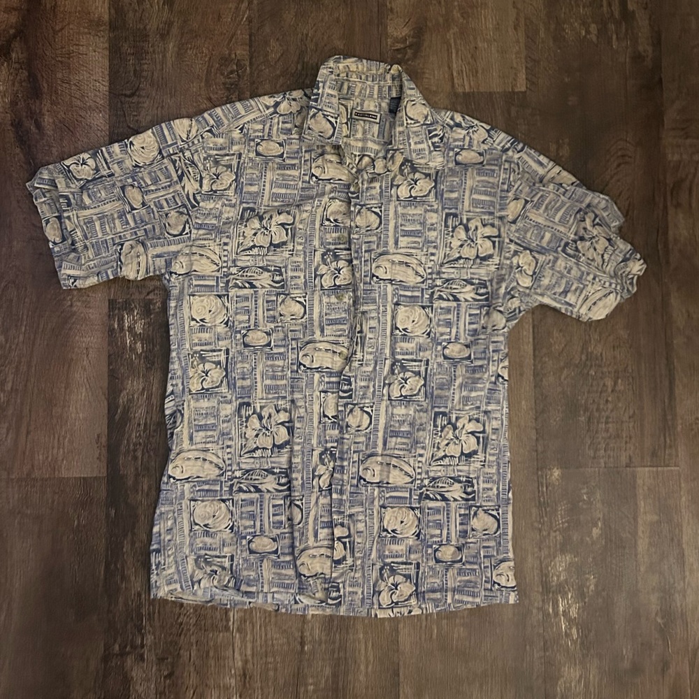 East Island, button up short sleeve shirt